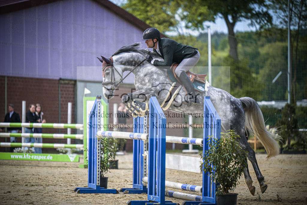 DOS_8152 | Entdecke hochwertige Reitturnierfotos von Foto Oger. Professionell, emotional und authentisch – jetzt Lieblingsmomente im Shop bestellen.Deutschlandweite Turnierfotografie. - Realisiert mit Pictrs.com