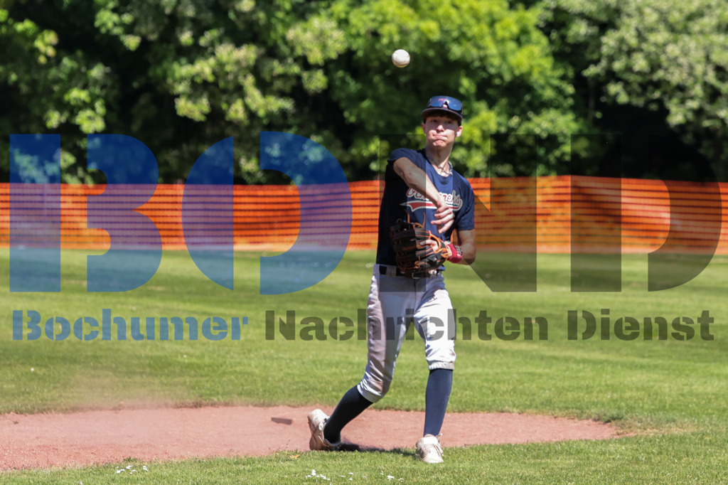 SES_BOCLIP20250510-23 | bond - Realisiert mit Pictrs.com