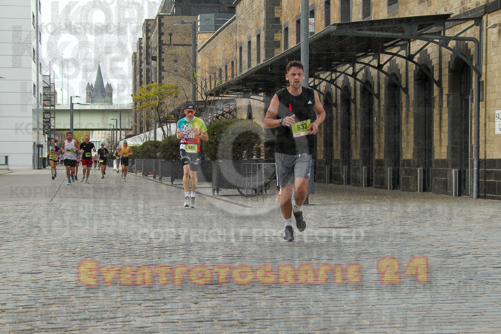 250920_1519_EV4_8425 | Sportfotografie im Rhein-Sieg Kreis, Köln, Bonn, NRW, Rheinland Pfalz, Hessen, etc. Unser Tätigkeitsfeld umfasst den Laufsport vom Volkslauf über den Marathon, Duathlon, Triathon bis zum Ultralauf wie Kölnpfad Ultra oder Schindertrail.
