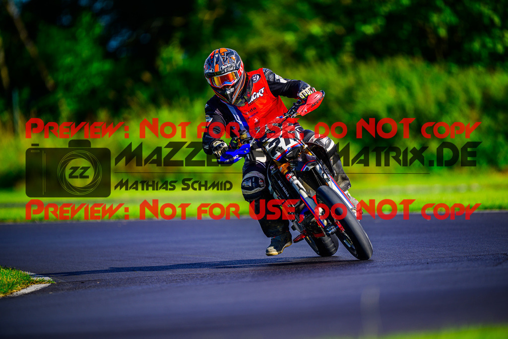 MaZZes_FotoMatrix_240713_6007705_2551 | UE40