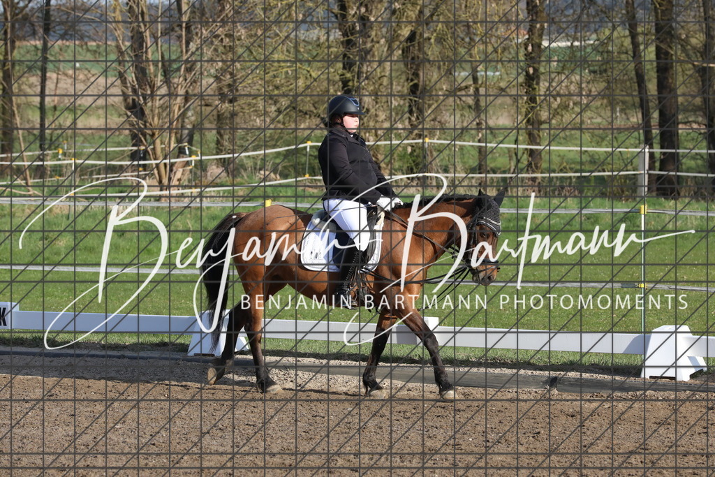 AZ2A2510 | Benjamin Bartmann Photomoments