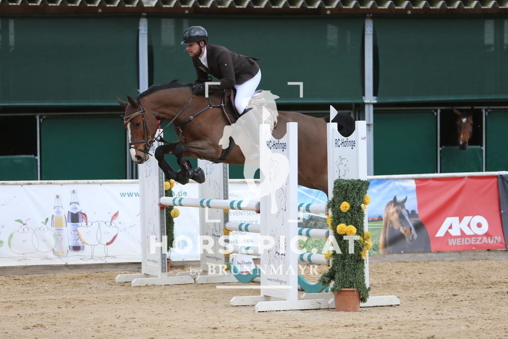DL2Q8759 | Willkommen bei Brunnmayr - Design & Fotografie – Ihrem Spezialisten für Reitturniere und Pferdeveranstaltungen in Oberösterreich, Salzburg und Bayern! Seit über 17 Jahren sind wir leidenschaftlich dabei.