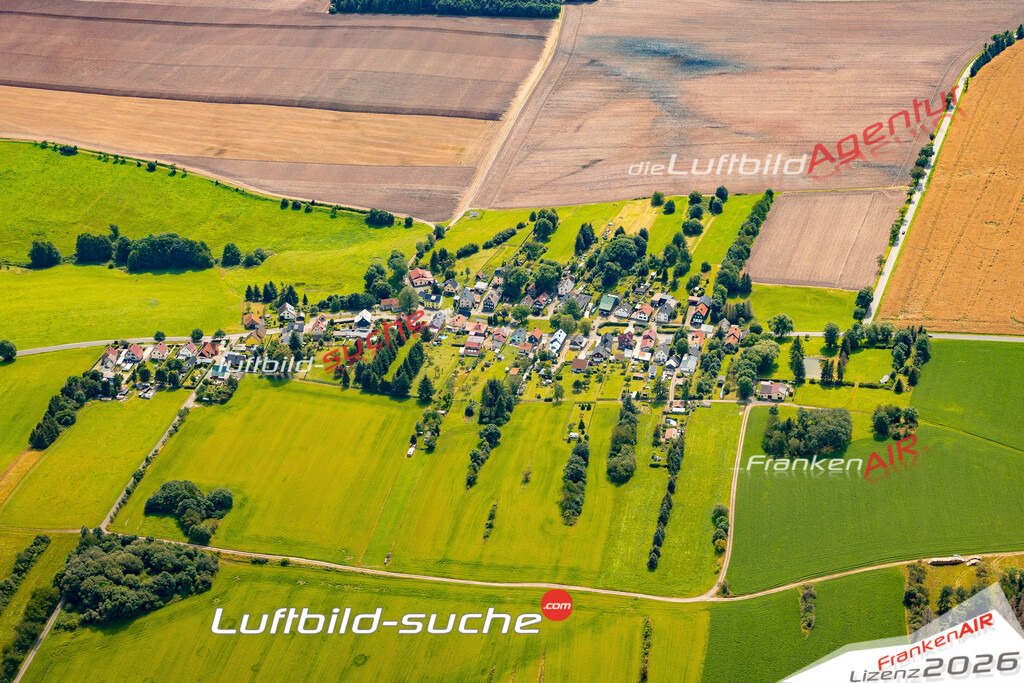 Das Luftbild zeigt : Oberschöbling Königsee - Die Luftaufnahme wurde 2024 vom UL-Flugzeug aus erstellt ( keine Drohne ) - Hochauflösende Luftaufnahme - Für grossformatige Ausdrucke geeignet. Die Geschenkidee !Mit Lizenz und Bildrechte bestellbar