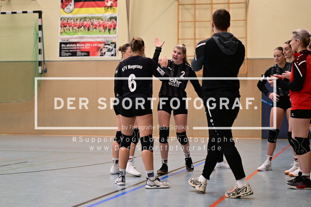 Faustball I Frauen I Saison 2025-2026 I Bundesliga Nord I 7c. Spieltag I MTV Wangersen - Ohligser TV I 25.01.2026 I 38638 | Der Sportfotograf. - Realized with Pictrs.com
