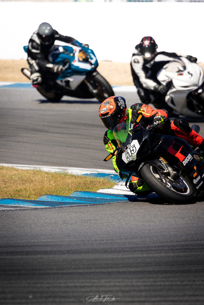 Ducati Trackday Hockenheimring 2026 | Entdecken Sie die faszinierende Welt von Alexander Tschuncky Arts: Kreative Fotografie, atemberaubende Automobilkunst und hochwertiger Bilderdruck. Lassen Sie sich inspirieren! - Realisiert mit Pictrs.com