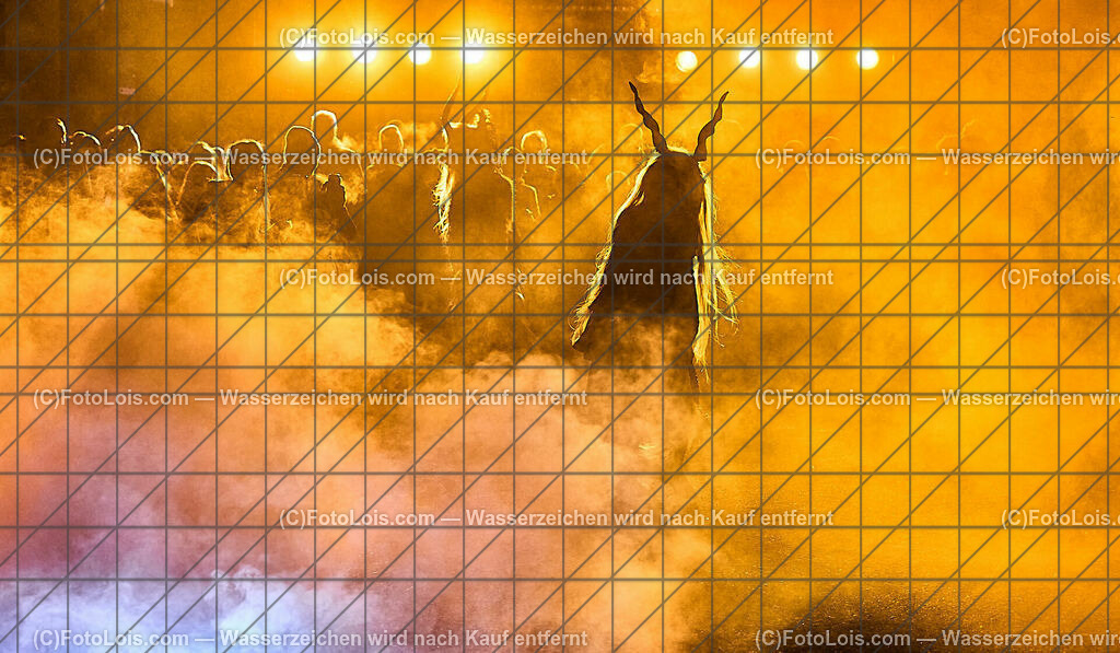 ALP7935_PerchtengruppenTreffen Gaming | (C)FotoLois.com, Alois Spandl. Perchtengruzppentreffen in Gaming am Badparkplatz, Fr 5. Januar 2024.