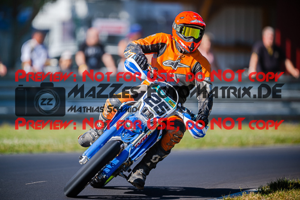 MaZZes_FotoMatrix_220702_2358 | UE40