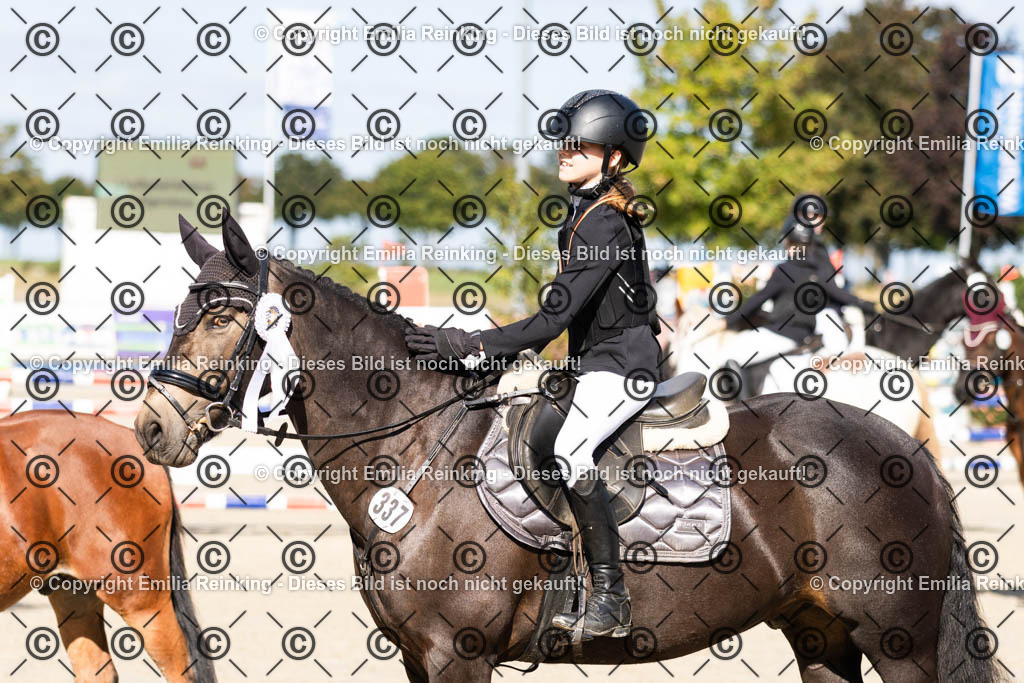 CL5A2194 | Emilia Reinking Fotografie - Realisiert mit Pictrs.com