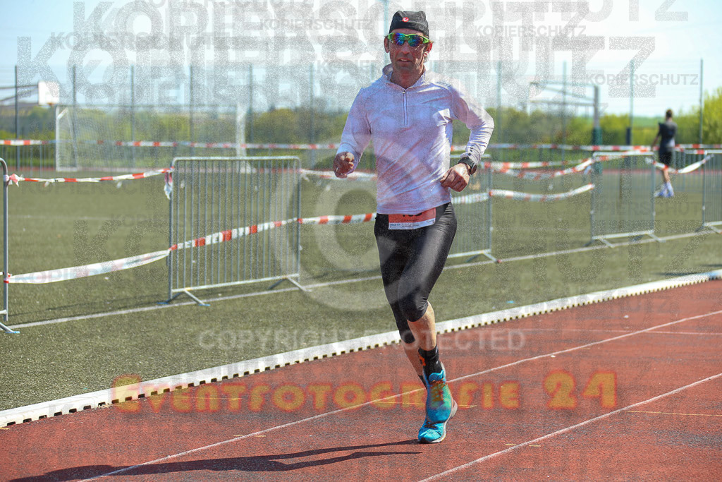 220424_1213_EX1_5307 | Sportfotografie im Rhein-Sieg Kreis, Köln, Bonn, NRW, Rheinland Pfalz, Hessen, etc. Unser Tätigkeitsfeld umfasst den Laufsport vom Volkslauf über den Marathon, Duathlon, Triathon bis zum Ultralauf wie Kölnpfad Ultra oder Schindertrail.