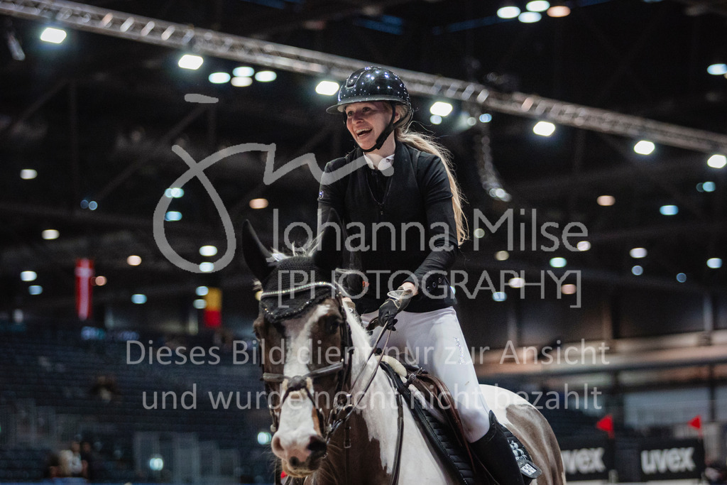 240120_Leipzig_AmateurSmall-201 | Deine schönsten Turniermomente als professionelle Fotos! Entdecke hochwertige Pferdesport-Fotografie im Online-Shop. Jetzt Fotos finden & bestellen!
