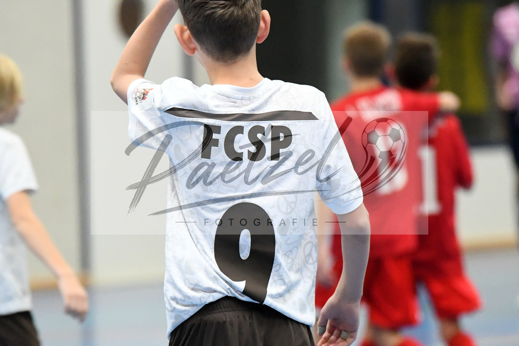 20200111_WHCUHT_0113 | Fußball, E-Junioren:   beim W&amp;H Cup 2020 am 11.01.2020 in der Dreifach-Sporthalle in Lengerich, Deutschland.(Foto von Nico Paetzel) - Realisiert mit Pictrs.com