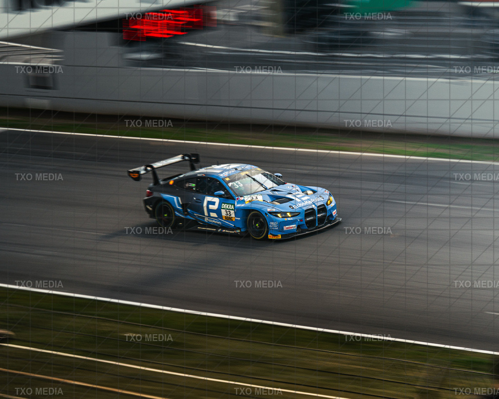 TXM07454 | Exklusive Motorsport-Fotografie aus Leipzig von TXO Media – für Rennfahrer, Teams & Sponsoren. Sausemuth liefert starke Bilder, die Emotion zeigen. Jetzt buchen & glänzen! - Realisiert mit Pictrs.com