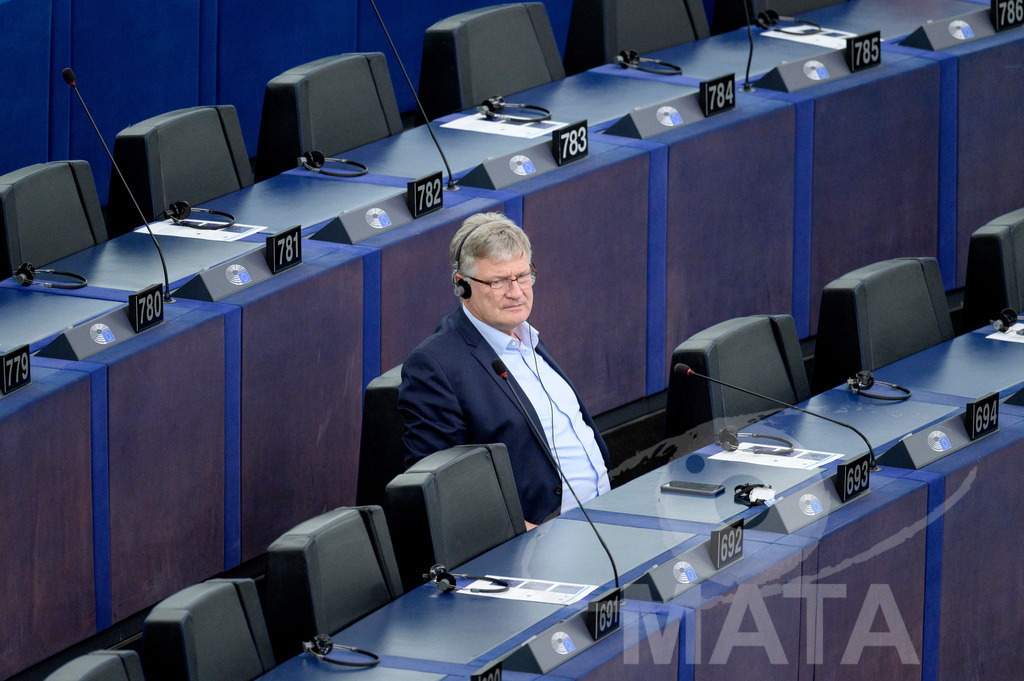 _DWI0221 | Jörg Meuthen (MdEP 2019-2024, Fraktionslos, DE)  bei Wiederaufnahme der letzte Plenarsitzung. Das Europäische Parlament in Straßburg, 22.04.2024
 - Realisiert mit Pictrs.com