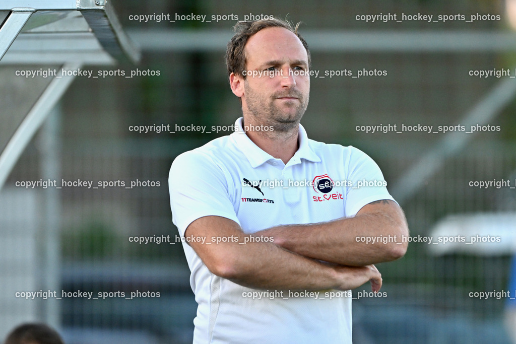 SAK vs. SC St. Veit | Headcoach SC St. Veit Arno Paul Kozelsky, SAK vs. SC St. Veit, SAK vs. SC St. Veit am 19.09.2025 in Klagenfurt (Sportpark Welzenegg), Austria, (Photo by Bernd Stefan)
