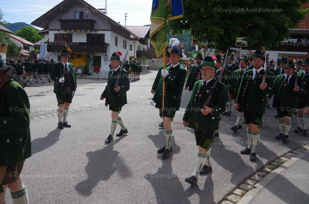 IMGP5009 | fotografiert von Axel PollmannLeonhardi Wallfahrt Benediktbeuern und Murnau, Fronleichnam, Fasching, Landschaft im Loisachtal und Benediktbeuern  - Realisiert mit Pictrs.com