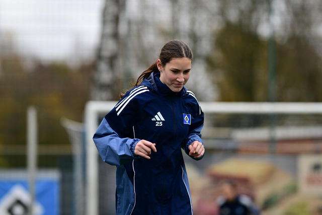 Fußball I Juniorinnen I Saison 2025-2026 I Regionalliga Nord I 7. Spieltag I Hamburger SV U17 - SpVg Aurich U17 I 00870 | Der Sportfotograf. - Realisiert mit Pictrs.com