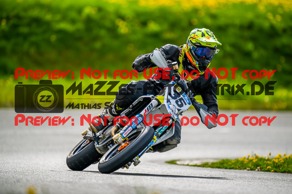 MaZZes_FotoMatrix_230506_2-137 | S4