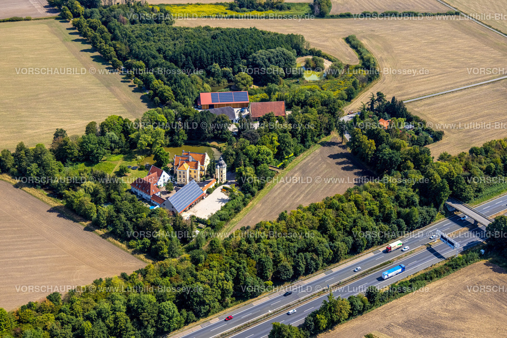 Hamm220809300HerringenPelkum | Luftbild, Haus Reck, mit Solardach, im Stadtteil Lerche an der Stadtgrenze Bergkamen, Pelkum, Hamm, Ruhrgebiet, Nordrhein-Westfalen, Deutschland