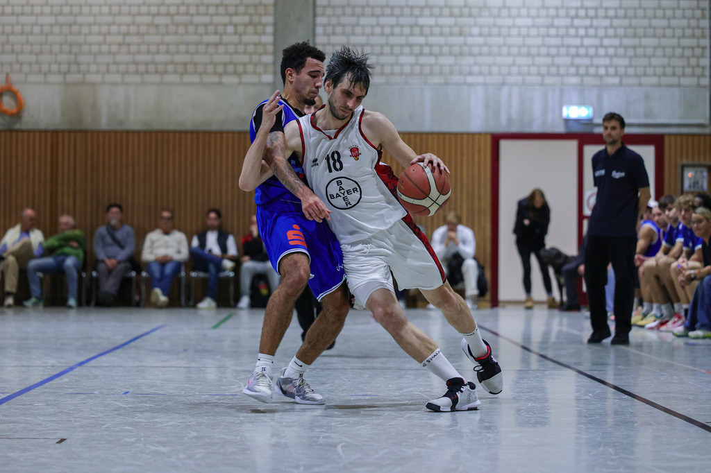 Regio BAYER GIANTS vs NEW Elephants Grevenbroich-63 | Fotos von Basketballspielen aus dem Raum NRW fotografiert von Gero Mueller-Laschet und Daniel Schaefer - Realisiert mit Pictrs.com