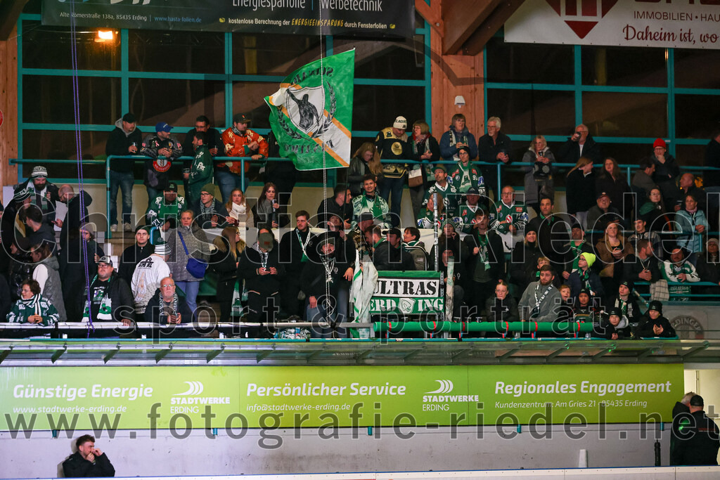 2025-10-10_018_TSV_Erding_gegen_onesto_Tigers_Bayreuth | Erding, Deutschland, 10.10.2025:Eishockey, Oberliga Süd 2025 / 2026, 7. Spieltag, TSV Erding gegen onesto Tigers Bayreuth, Endergebnis: 2:5Foto: Christian Riedel / fotografie-riedel.net