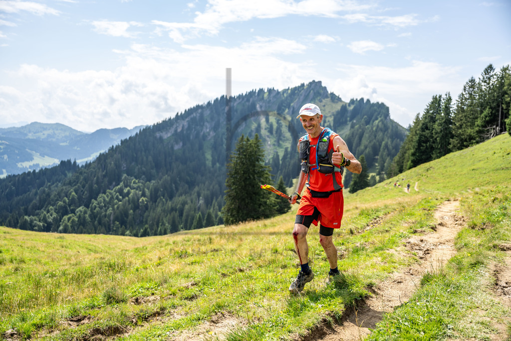 35. Gebirgsmarathon | 35. Gebirgsmarathon 2024 am 03.08.2024 in Immenstadt. Einer der anspruchsvollsten​und ältesten Bergläufe​Deutschlands im Naturpark Nagelfluhkette!(Foto: Dominik Berchtold/www.dberchtold.com)Instagram: @d_berchtold_foto 