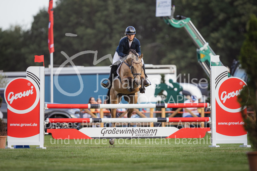 220714_LC_A2-Spr-943 | Deine schönsten Turniermomente als professionelle Fotos! Entdecke hochwertige Pferdesport-Fotografie im Online-Shop. Jetzt Fotos finden & bestellen!