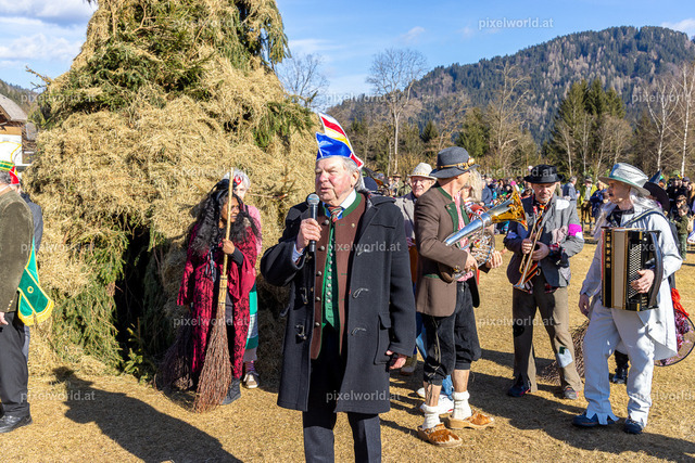 Bärentreiben in Steuerberg | Bildershop von pixelworld.at - Realisiert mit Pictrs.com