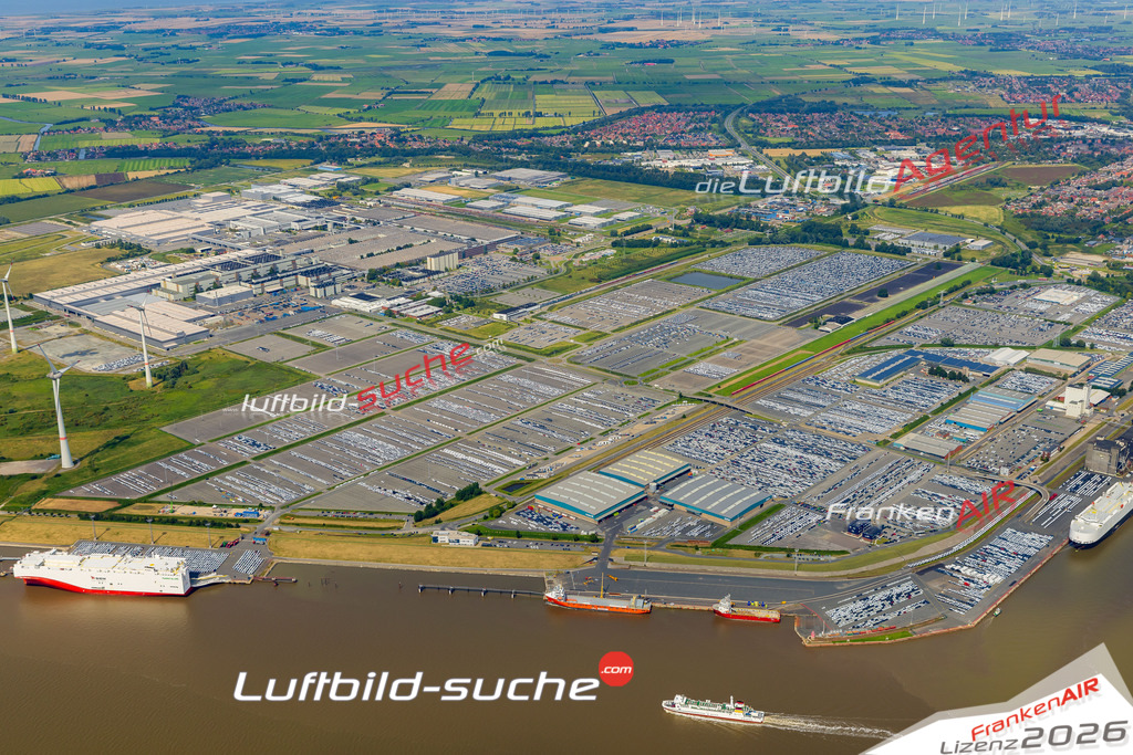 Larrelt Emden Bild- Das Luftbild wurde 2025 vom UL-Flugzeug heraus erstellt ( keine Drohne bzw. Drohnenaufnahme ) - Hochauflösende Luftaufnahme -Nicht vergleichbar mit Google Maps oder Satelittenbilder- Die Geschenkidee !Mit Lizenz und Bildrechte bestellbar - CC