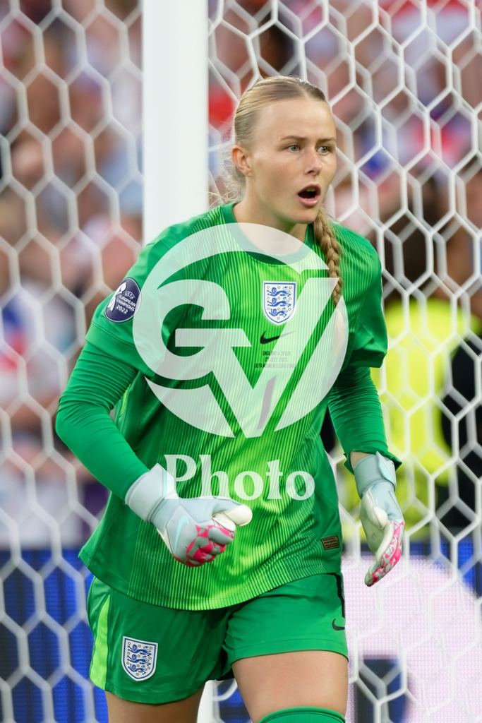 England v Spain - UEFA Women's EURO 2025 Final | BASEL, SWITZERLAND - JULY 27:  Esther Sullastres of England celebrates after stopping a penalty during the UEFA Women's EURO 2025 Final match between England and Spain at St. Jakob-Park on July 27, 2025 in Basel, Switzerland. (Photo by Giuseppe Velletri/Sports Press Photo/Getty Images)