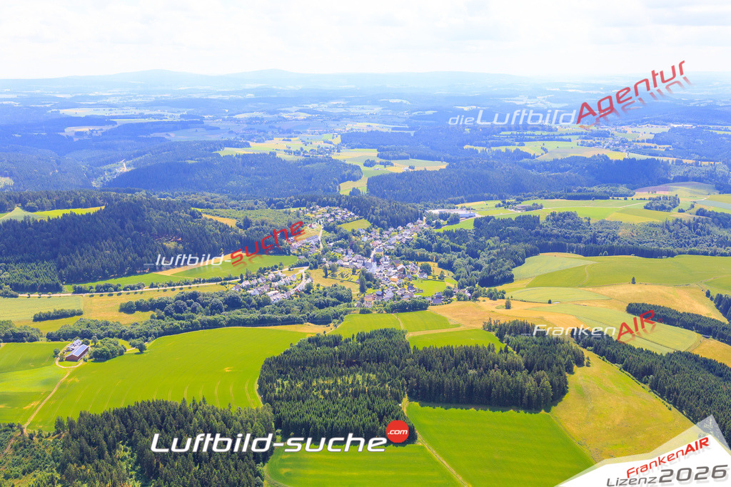 Die Luftaufnahme der Stadt Grafengehaig wurde vom UL-Flugzeug heraus erstellt ( keine Drohne )- hohe Auflösung für beste Qualität