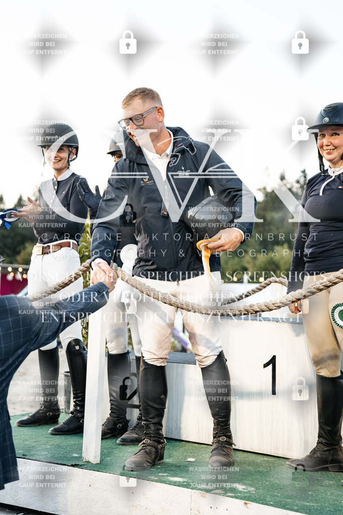 CK704052 | Turnierfotografie Pferdefotografie Trier Rheinland-Pfalz Pferdesport Reitsport Tierfotografie Sportfotografie Pferdevideo Pferdevideografie Equestrianvideography equestrianphotography  - Realisiert mit Pictrs.com