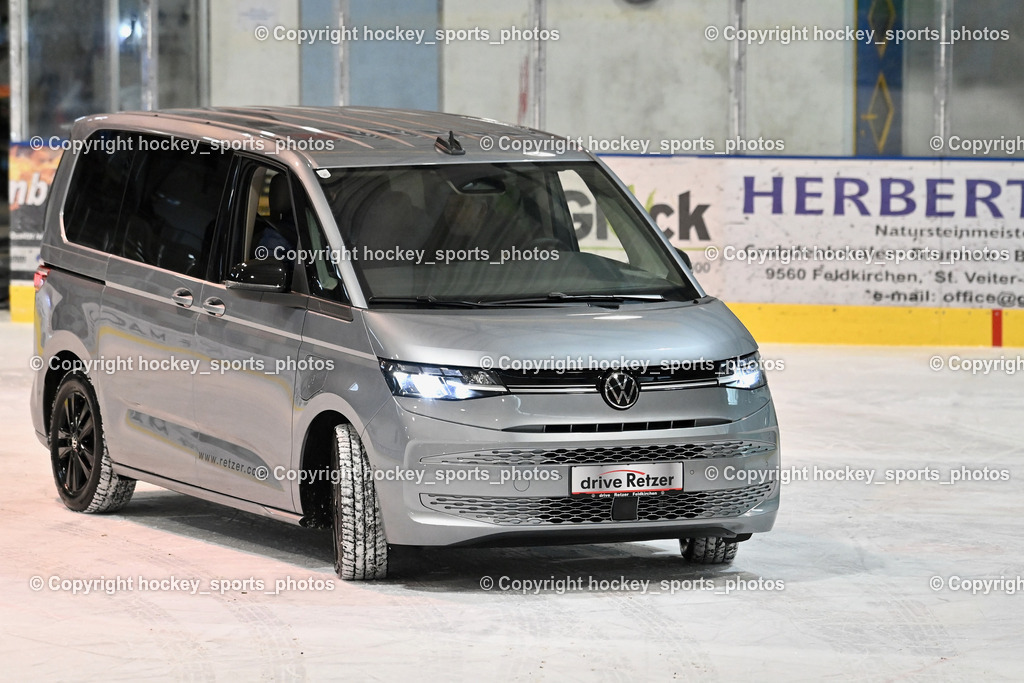 ESC Sparkasse Steindorf vs. ESV Ferlach | Autohaus Retzer, Autopräsentation, ESC Sparkasse Steindorf vs. ESV Ferlach, ESC Sparkasse Steindorf vs. ESV Ferlach am 22.02.2026 in Steindorf  (Ossiachersee Halle ), Austria, (Photo by Bernd Stefan)