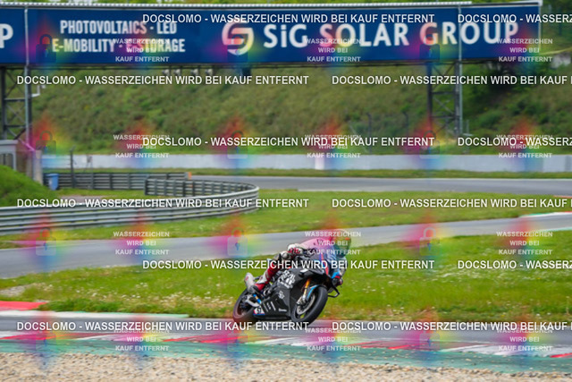 2026_05_08_PBK_24090_LRX | Sportfotografie; SlowMotion; Video; Rennstrecke; Hafeneger; Speer; Racing; RSE; BMW; CBO; Trackday; Motorsportarena; Hockenheimring; Brno; Most; Barcelona; Valencia