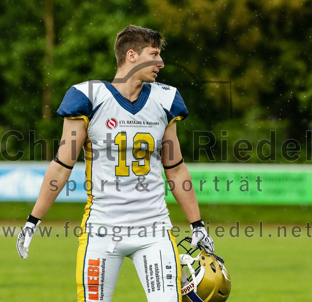2022-05-29_103_Erding_Bulls_gegen_Nuernberg_Rams | Erding, Deutschland, 29.05.2022:
Fußball, Regionalliga 2022, 5. Spieltag, Erding Bulls gegen Nürnberg Rams, Endergebnis: 10:16

Alexander Rott (Erding Bulls, #19)

Foto: Christian Riedel / fotografie-riedel.net