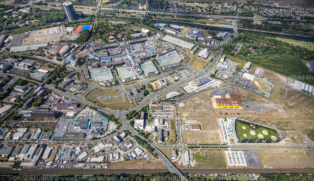 Oberhausen220800899 | Luftbild, Westfield Centro Oberhausen, Neue Mitte Einkaufszentrum, Gasometer, Topgolf Anlage, Borbeck, Oberhausen, Ruhrgebiet, Nordrhein-Westfalen, Deutschland