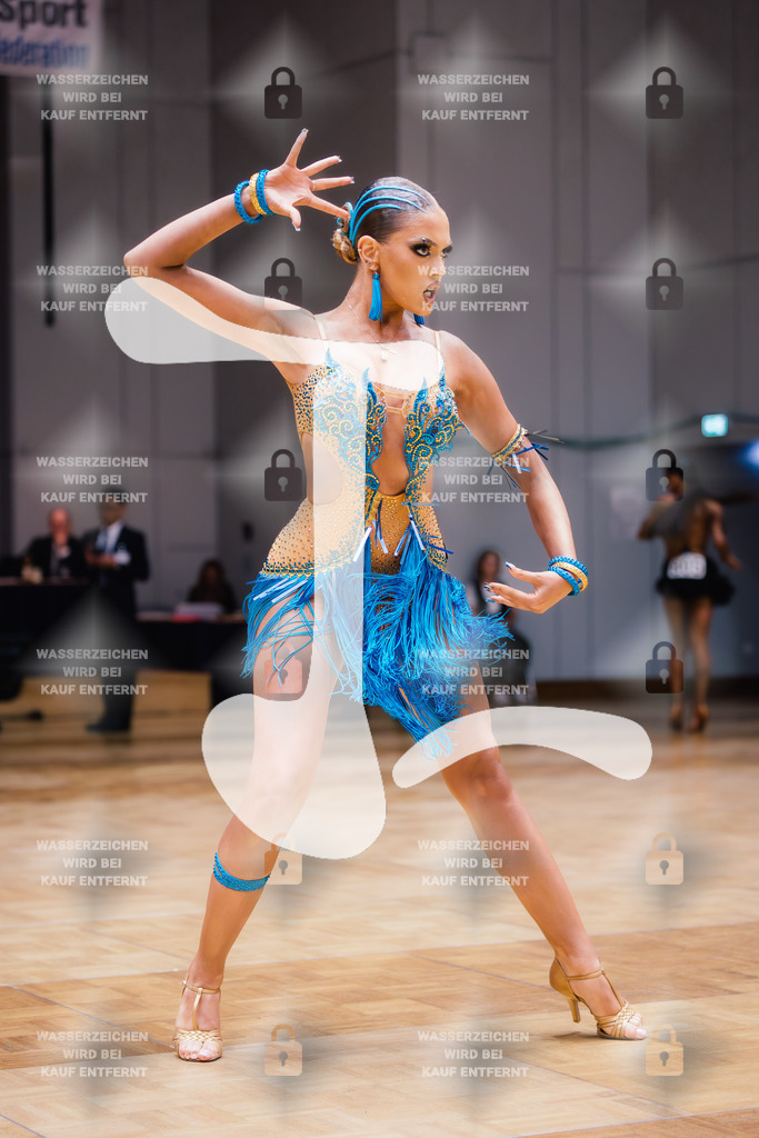 GOC 2025 - WDSF Solo Junior II Latin Female - 2025-08-21-7655 | Webshop for digital downloads and prints of dance sport, event & show photographer Julian Link - Realisiert mit Pictrs.com