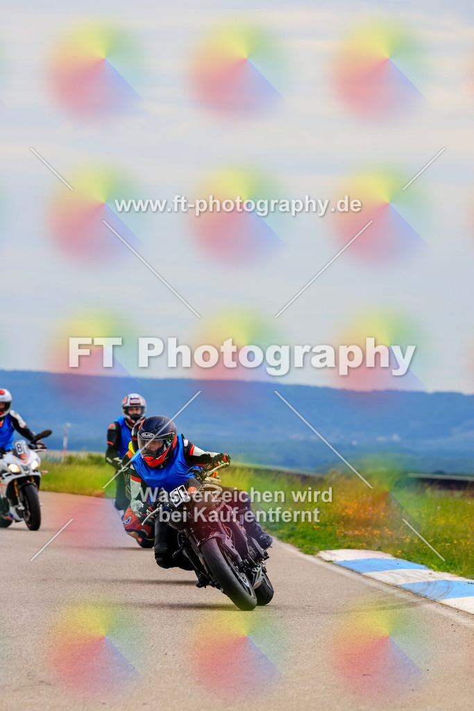 MotoTeam-2940 | Hier findet Ihr Bilder von Touristenfahrten auf der Nürburgring Nordschleife oder von anderen Veranstaltungen die ich besucht habe. Viel Spass beim Durch Schauen 