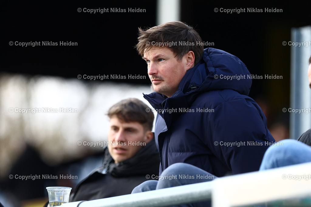 NH_HamburgerSVU21_BWLohne_RegionalligaNord_15032025 | Merlin Polzin (Cheftrainer, Hamburger SV)Fußball I Herren I Regionalliga Nord I Saison 2024-2025 I 26. Spieltag I Hamburger SV U21 - BW Lohne I 15.03.2025 I Stadion Hoheluft