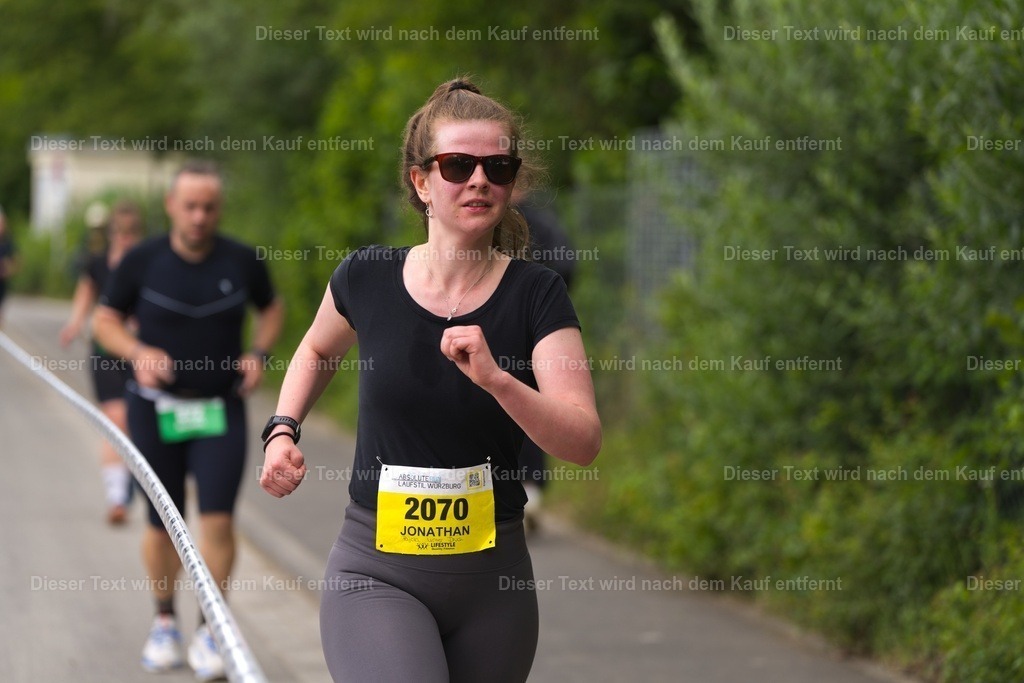 triathlon_wuerzburg_l_2026_06_14-1224 | Shop für Fotos von Sportevents z.B. Obstacle Course Racing, OCR, Triathlon, Trail Run und MTB - Realisiert mit Pictrs.com