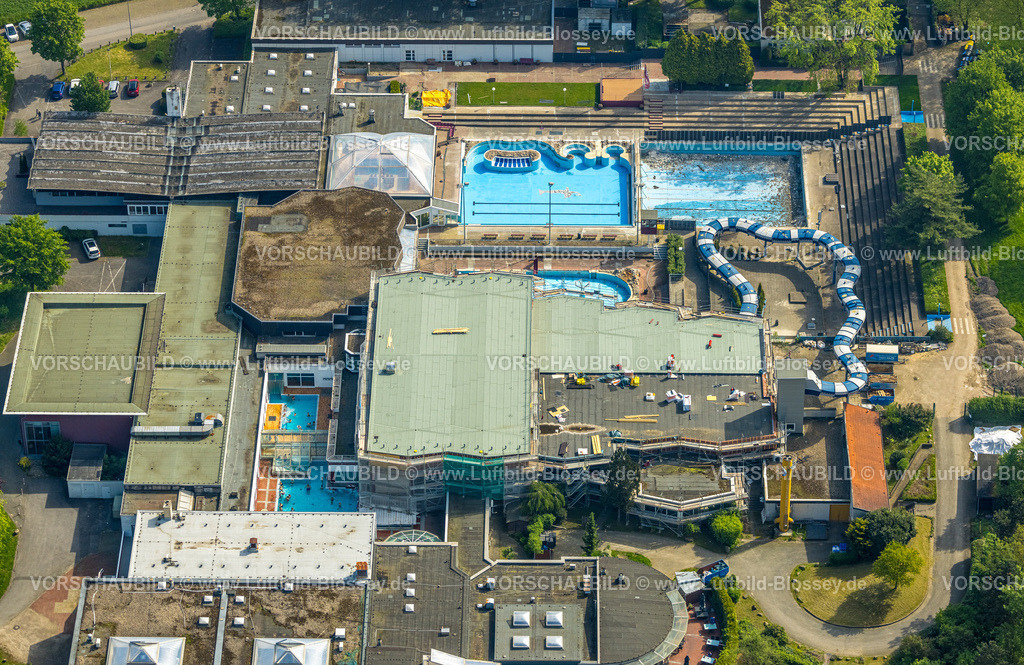 Herne240500114 | Luftbild, LAGO Die Therme im Gysenbergpark Revierpark, Freibad Schwimmbad und Wellness-Center, Reparaturarbeiten, ein Becken muss erneuert werden, Börnig, Herne, Ruhrgebiet, Nordrhein-Westfalen, Deutschland