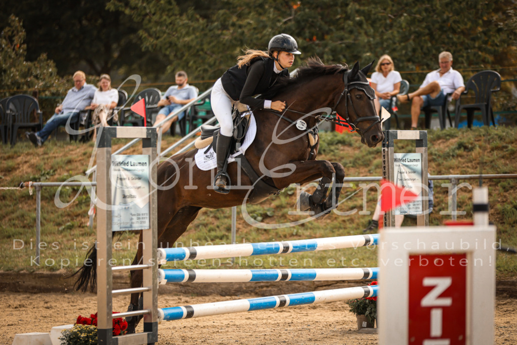 27.SaSpMA00129 | Leoni Ertmer Photography - Realisiert mit Pictrs.com