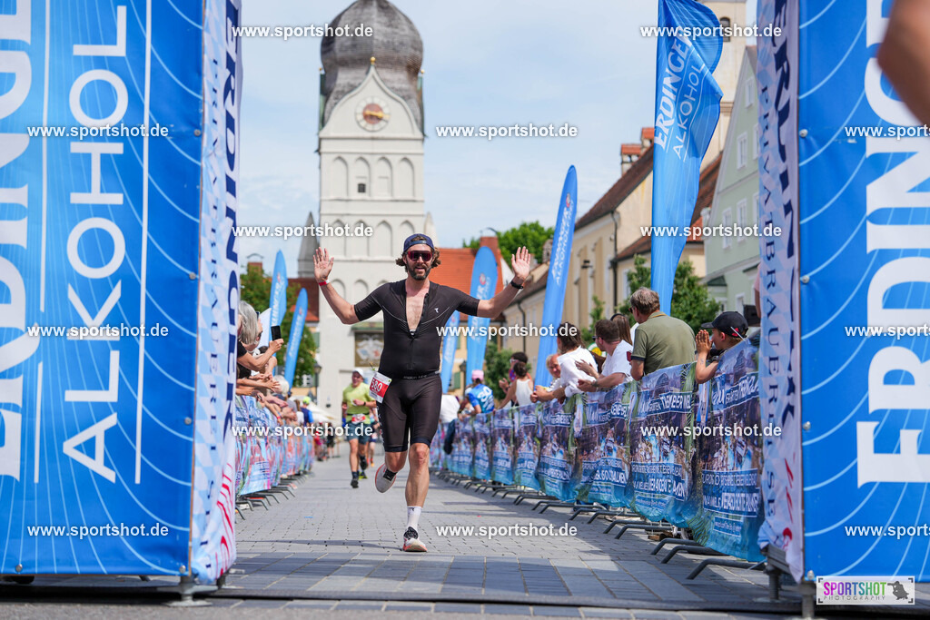 DSC05139 | Stadttriathlon Erding 2025. #yourpictrs #sportshot_your_pictrs @Sportshotphotography #stadttriathlonerding Copyright: www.sportshot.de