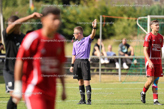 Fußball I Herren I Saison 2025-2026 I Verbandsliga Süd I 7. Spieltag I SV Schackendorf - SV Azadi Lübeck I 06.09.2025.101 | Malik Matthies (Schiedsrichter) - Realisiert mit Pictrs.com