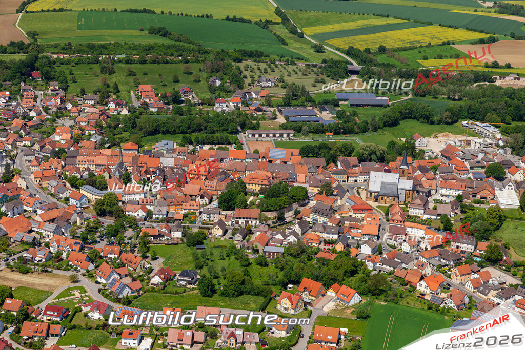 Das Luftbild der Stadt Schesslitz wurde 2019 vom Flugzeug heraus erstellt (keine Drohne) Aufnahmehöhe ca.400 Meter- hohe Auflösung- beste Druck-Qualität garantiert!