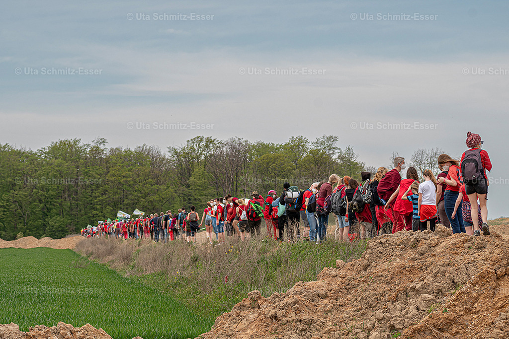 Rote-Linie-Hambach_13 | CEUS Design - Realisiert mit Pictrs.com