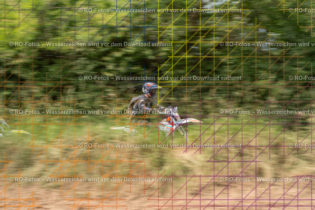 Niederwürzbach 3 Lauf-814 | Sportfotografie von RO-Fotos: Motorsport, Motocross, Enduro, Laufveranstaltungen und Triathlon. Professionelle Fotos von Sportlern und Events. - Realisiert mit Pictrs.com