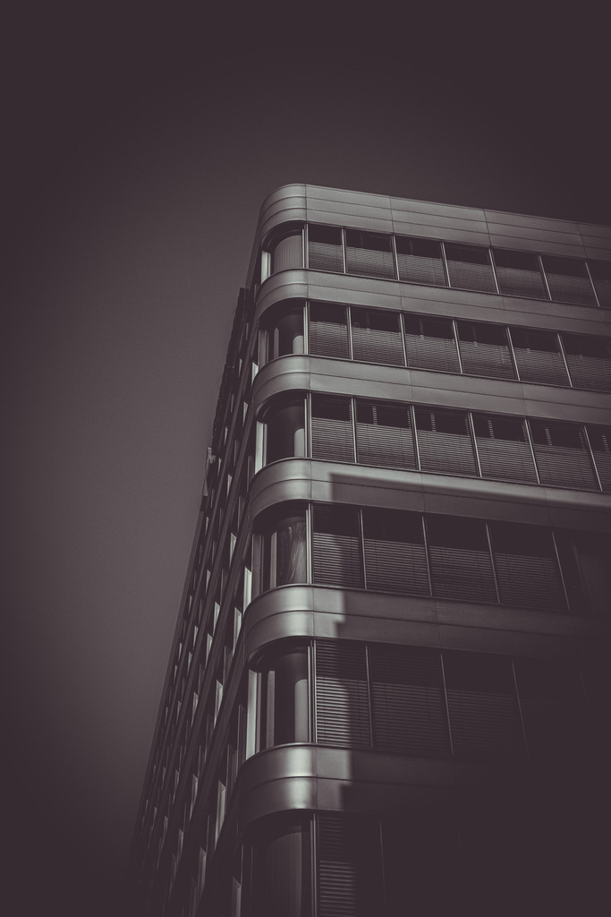 Urban Ascent-1 | Urban fine art photography featuring architecture, reflections and atmospheric city scenes. Discover curated photographic prints by RU Fotografie. - Realisiert mit Pictrs.com