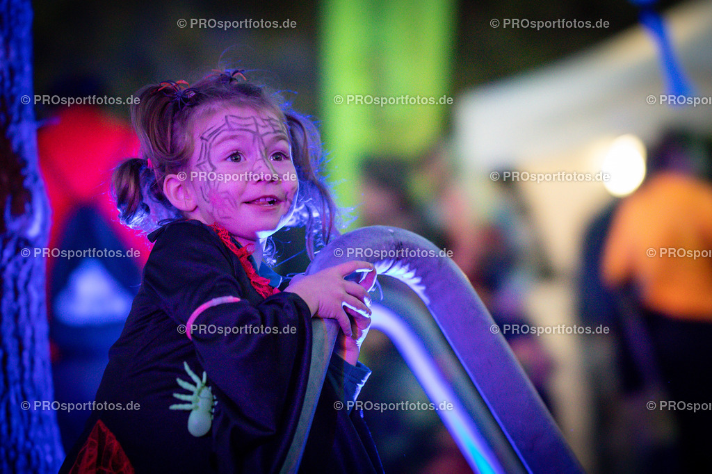 Halloween Run 2022 in Koeln, 31.10.2022 | Impressionen vom Halloween Run 2022 am 31.10.2022 in Koeln (Forstbotanischer Garten Rodenkirchen). Foto: BEAUTIFUL SPORTS/Axel Kohring