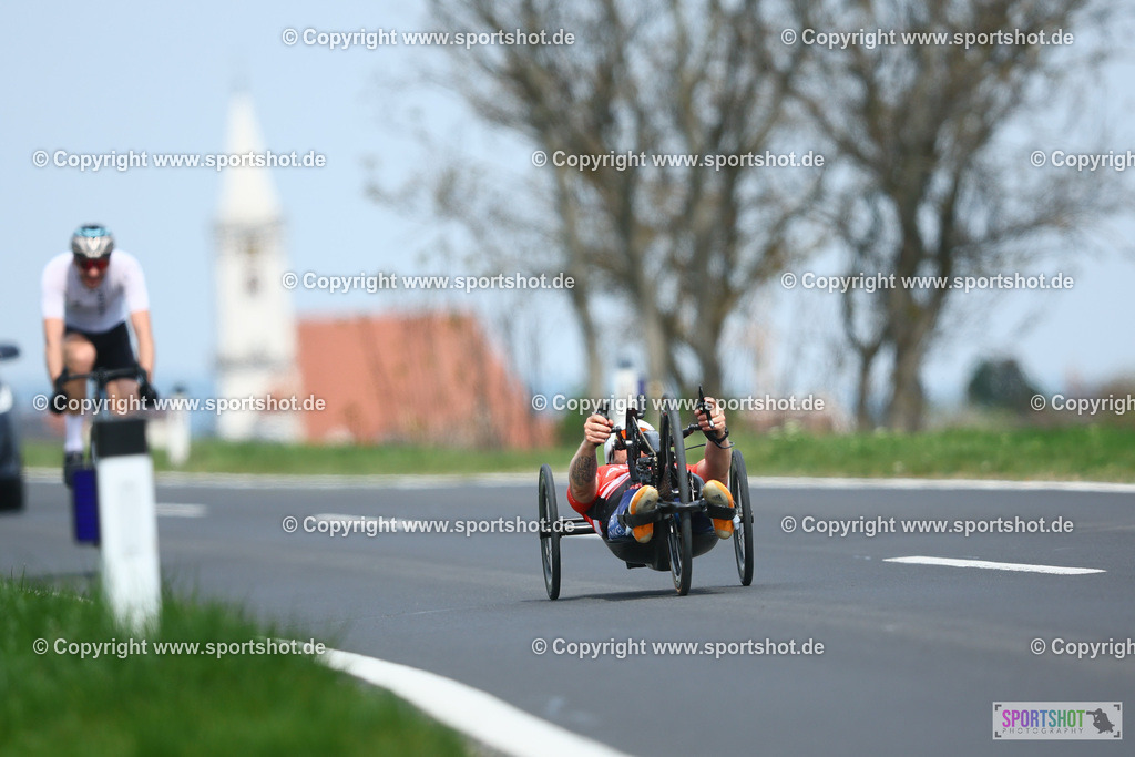 730_TRA55976 | Neusiedlersee Radmarathon 2026@sportshot_your_pictrs #yourpictures#roadtowm2029 #nrm #neusiedlerseeradmarathon #neusiedlersee #neusiedlerseetourismus #burgenland #mörbisch #nrm26 #burgenlandtourismus #voglundco #poweredbyburgenlandtourismus #radsport #rad #marathon #ucigranfondo #visitburgenland #ucigranfondoworldseries