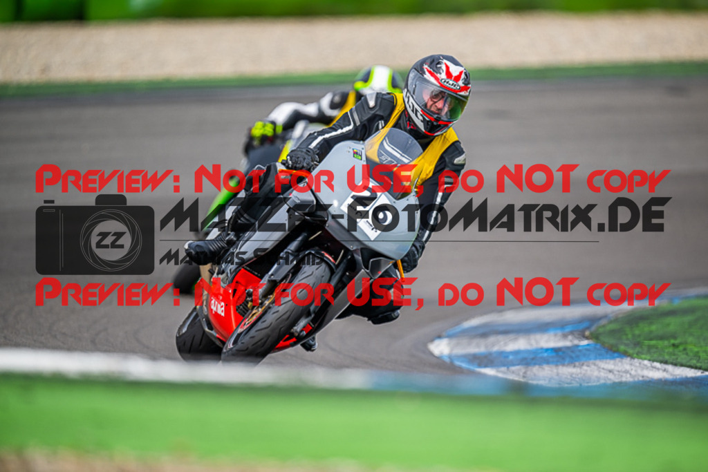 MaZZes_FotoMatrix_230410_6319 | INST